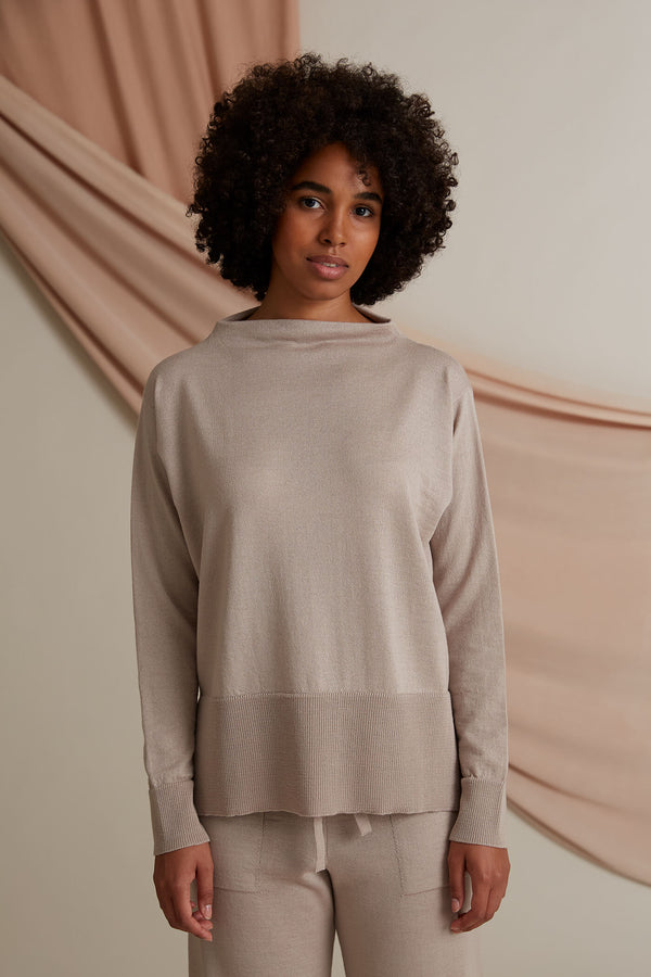 Claire loose fit jumper cafe latte