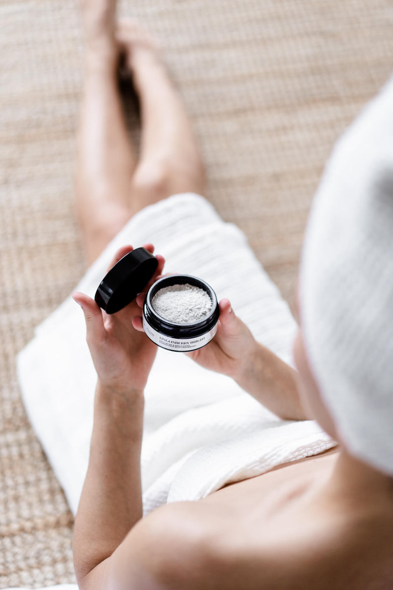 LINGONBERRY BRIGHT MASK Gentle Enzyme Peel in use