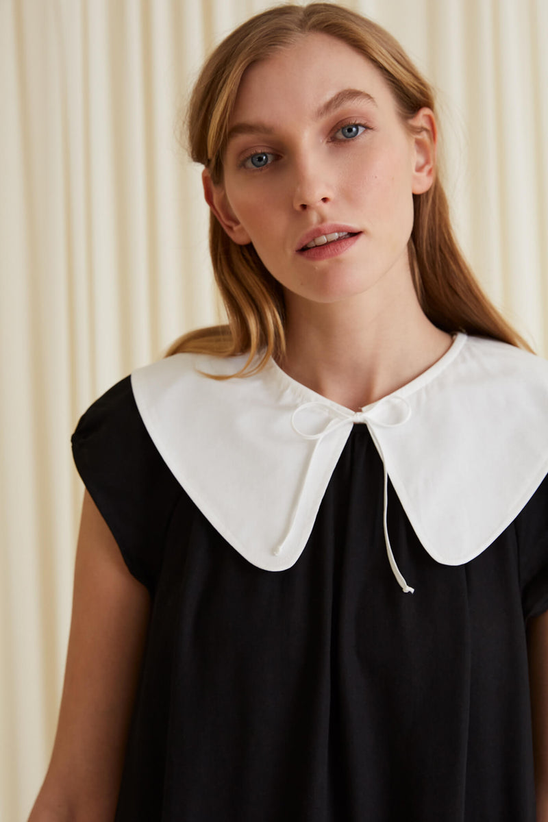 MARY Peter Pan Collar soft white from front