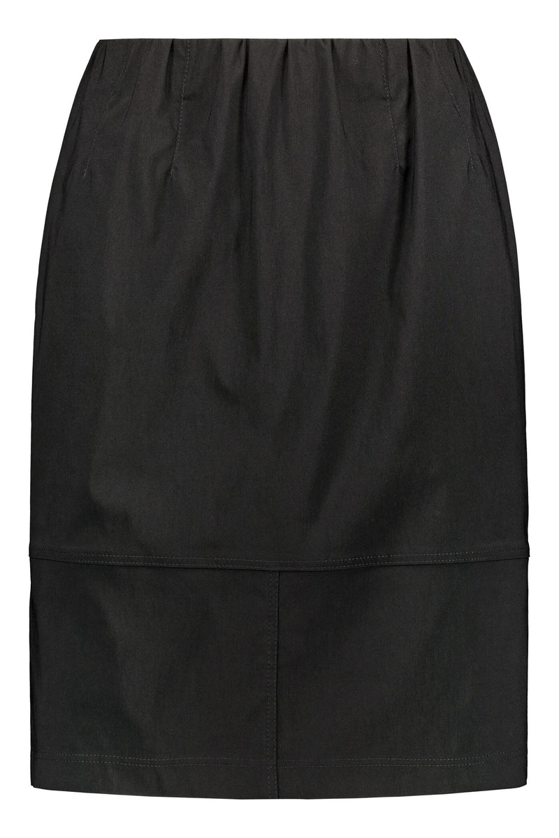 SAMANTHA Stretchy Skirt blackest front