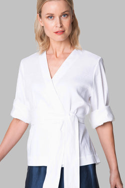 Voglia Finland women's white linen wrap shirt